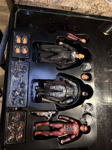 Mezco Toyz One:12 Collective Justice League Figures Set Superman Batman Flash