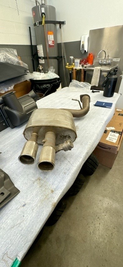 Ferrari 599 LEFT Muffler