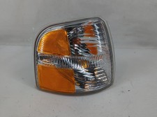 2004-2005 Ford Explorer Passenger Right Oem Front Light Lamp Xuyje 2004-2005 Ford Explorer Passenger Right Oem Front Light Lamp Xuyje