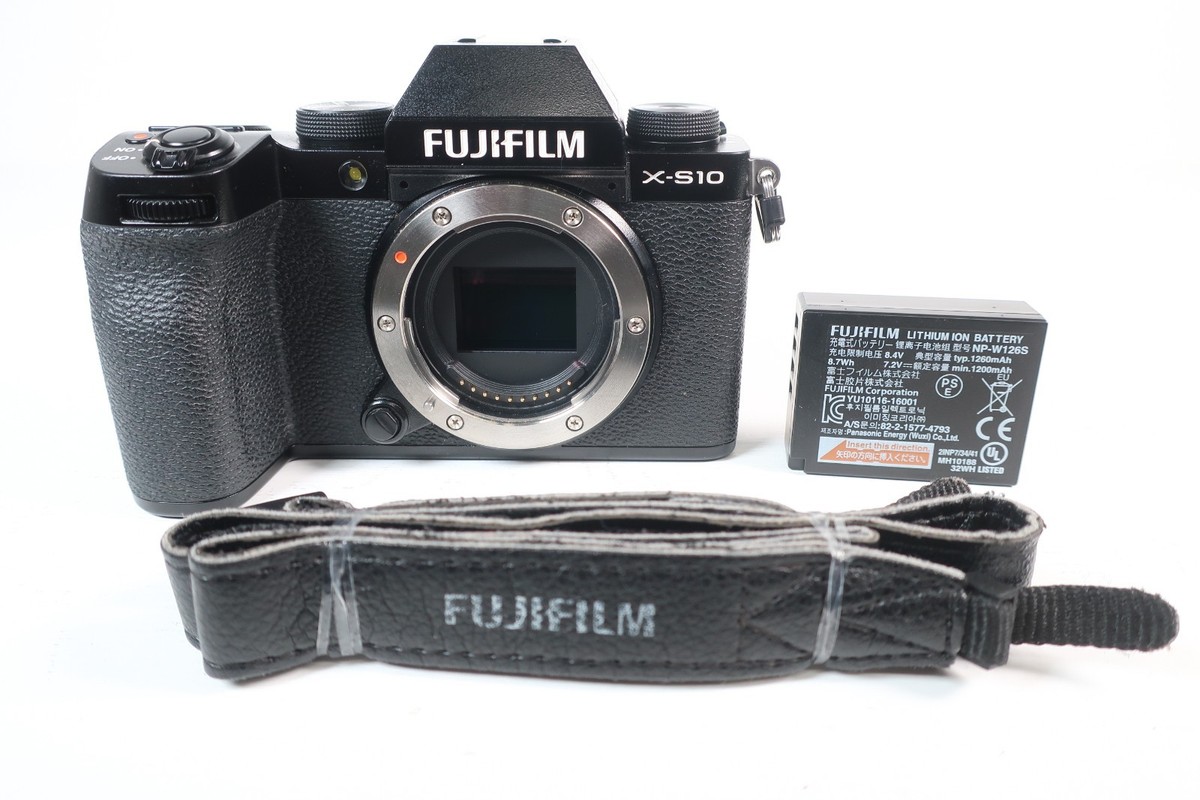 Fujifilm X-S10 Mirrorless Camera Body Only – 6203 Shutter Count