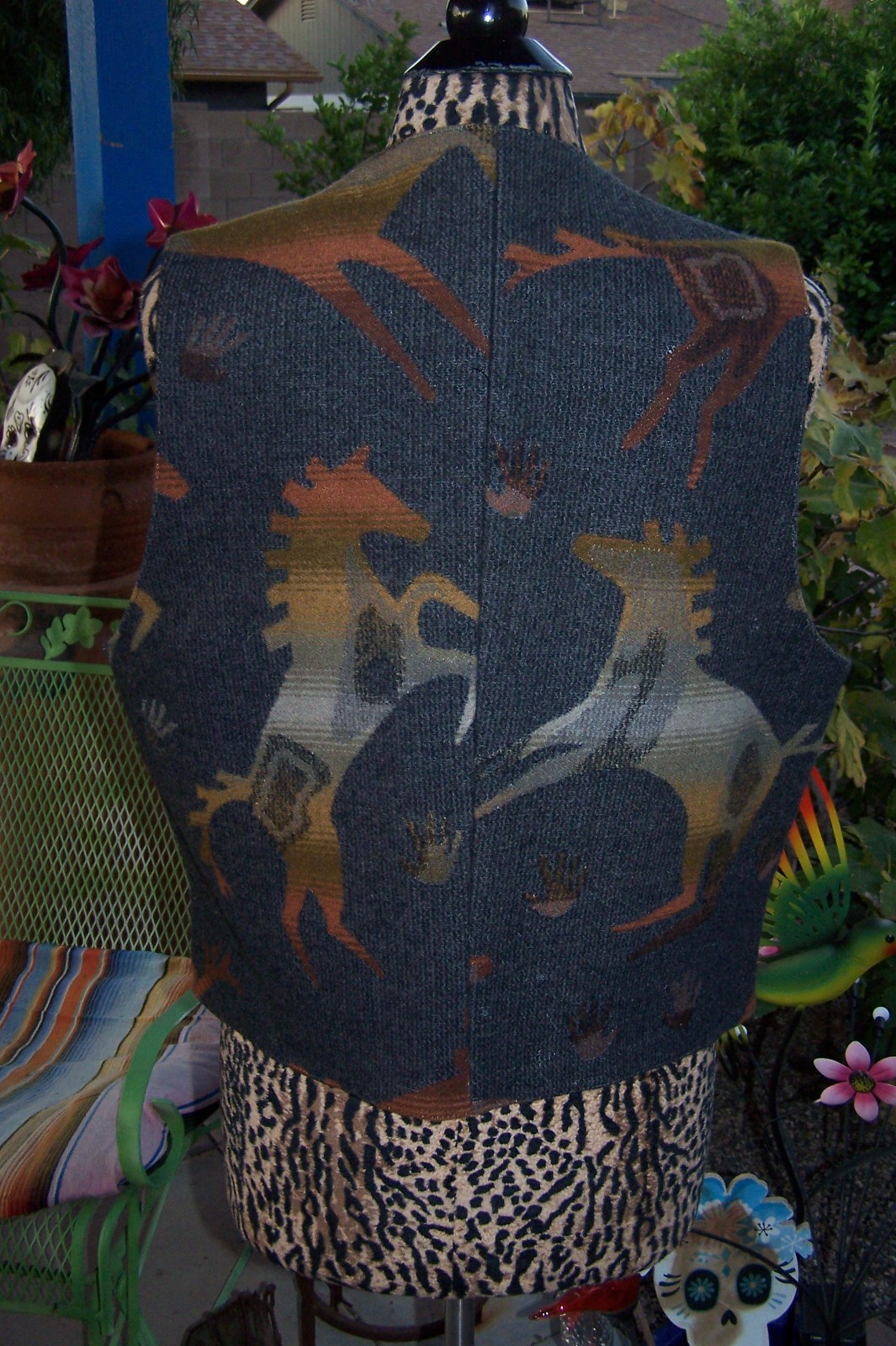 RARE VTG Pendleton Wool Running Horse Indian Blanket Design Vest L Men or Women image 2