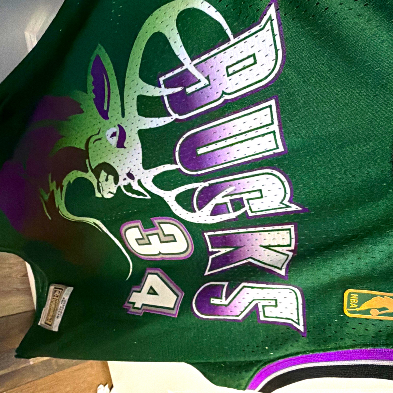 Mitchell & Ness Milwaukee Bucks Ray Allen #34 Swingman Jersey Mens M Green