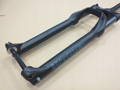 ROCKSHOX RECON 140mmトラベル 29er RockShox Recon Silver RL Suspension Fork a 29