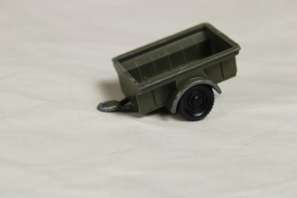 B10/ 2X Parti Siku Più Vecchie - Parte Di Jeep V92 + Rimorchio V228 - 23 G /S74 - Immagine 3 di 4