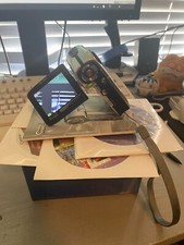 Omni 2 HDV-515 HD Digital Camcorder 12MP HD Video Camera - Works, MINOR ISSUES