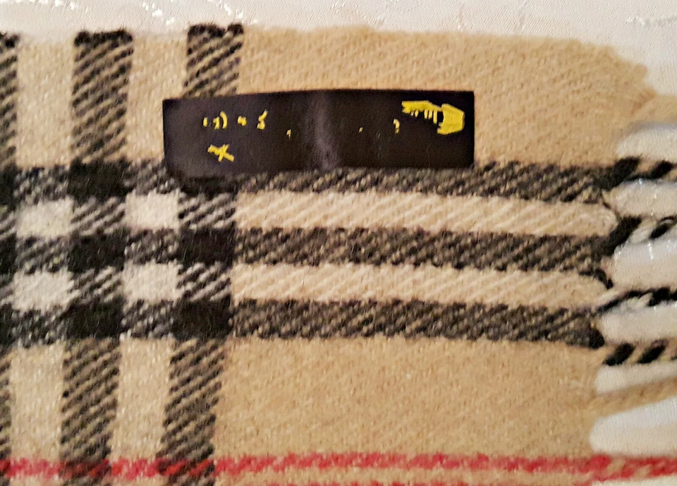 BUFANDA LARGA VINTAGE AUTÉNTICA A CUADROS BEIGE MEZCLA DE LANA NEGRA FLECOS PARA HOMBRE Foto 3 de 3