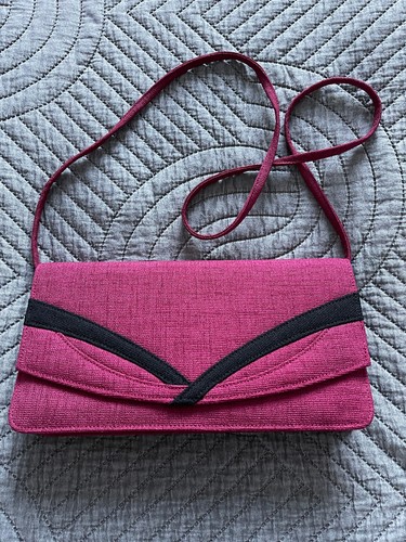 Jacques Vert Damen Tasche Crossbody Riemen oder Clutch, himbeer weinrot rot Leinen
