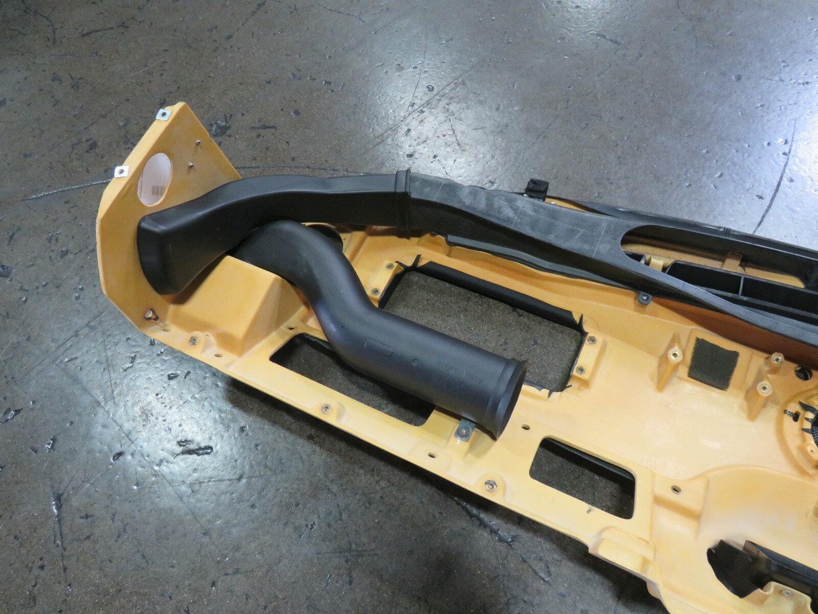 Ferrari 599 GTB, Upper Dash Panel, Black, Leather, Used, P/N 69137100