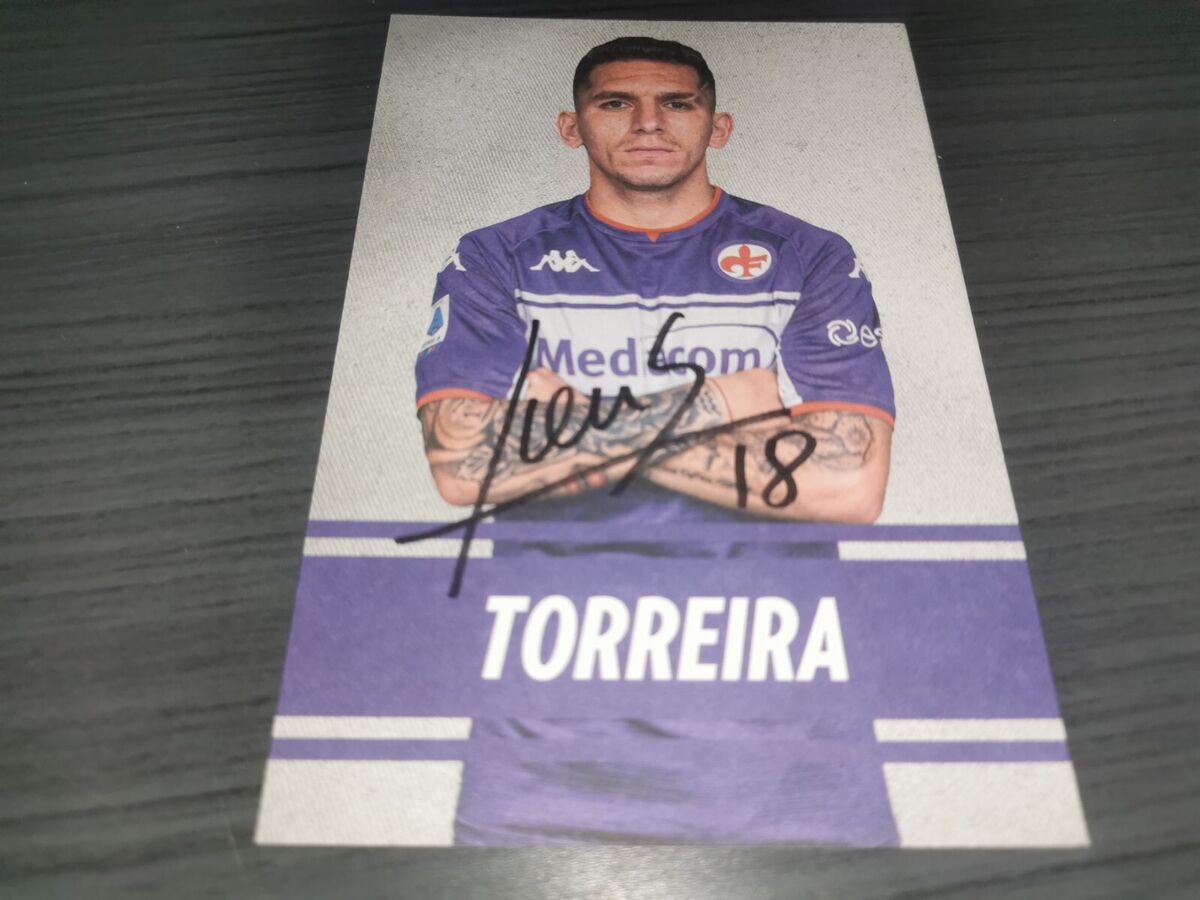 Torreira's Signed Match Shirt, Fiorentina-Bologna 2022 - CharityStars