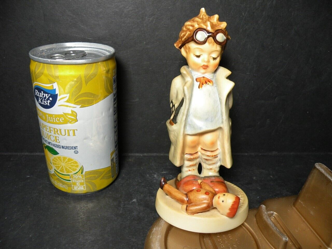 #127 DOCTOR TMK3 GOEBEL MI HUMMEL WEST GERMANY HAND PAINTED FIGURINE