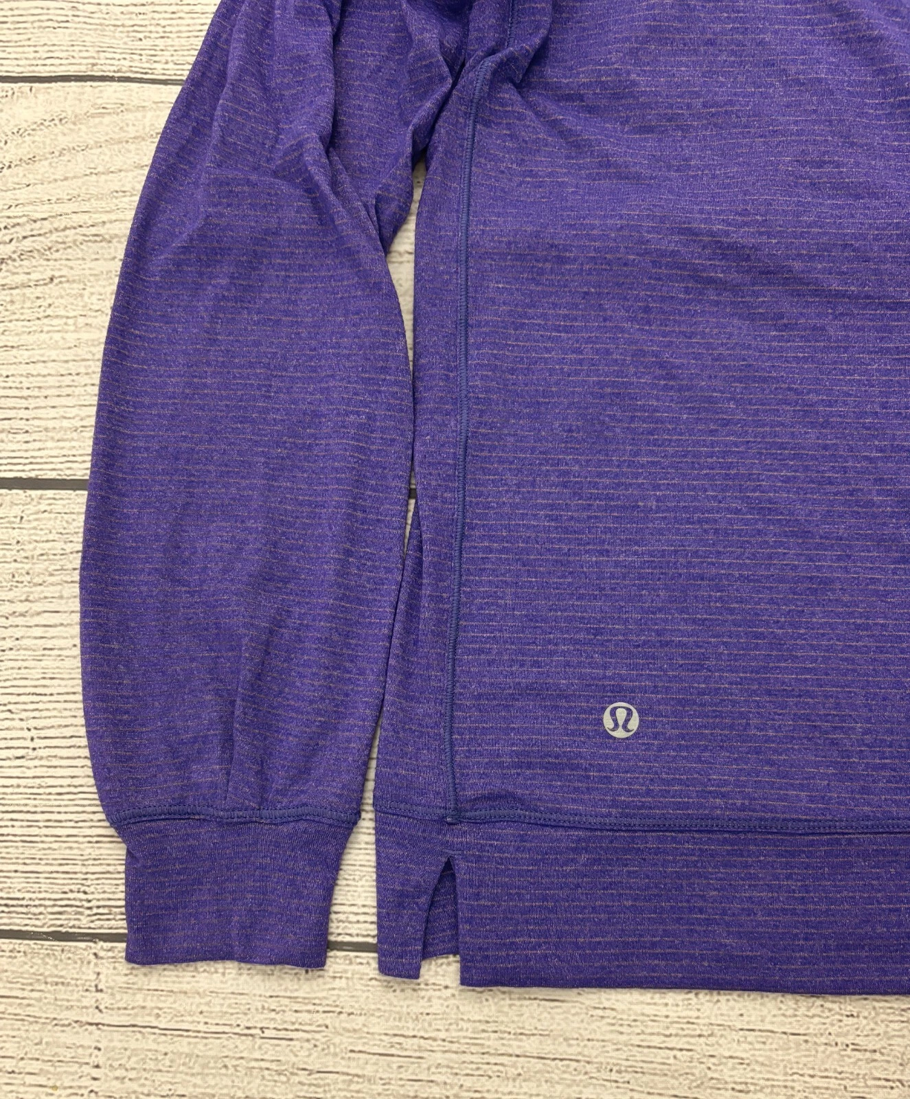 lululemon weightless striped reflective running long sleeve shirt