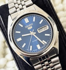 Seiko 5 Automatic Men’s Watch 17 Jewels Blue Dial Japan Made 7009