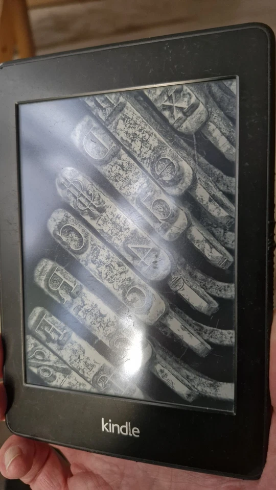 Ebook Reader Amazon Kindle Paperwhite WiFi WLAN DP75SDI  - Bild 2 von 4