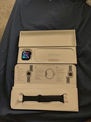 Apple Watch SE S/M 40mm Midnight Aluminum Case Midnight Sport Band - (MR9X3LL/A)
