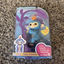 NEW SEALED Fingerlings Baby Monkey Boris Interactive Toy 40 Ways To Play Blue