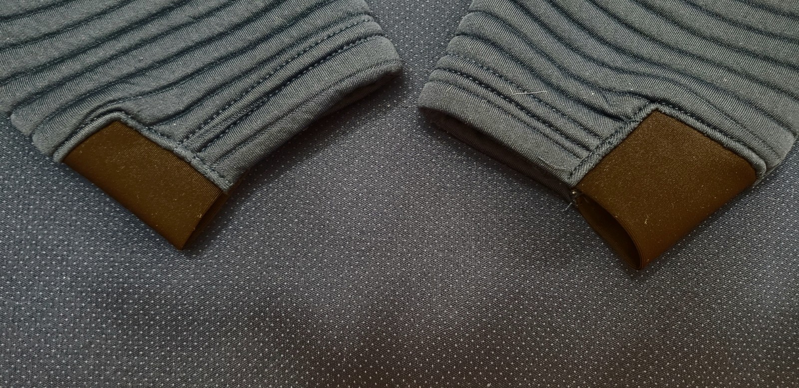 Under Armor Navy Pull Over Medium Added Embroider… - image 7