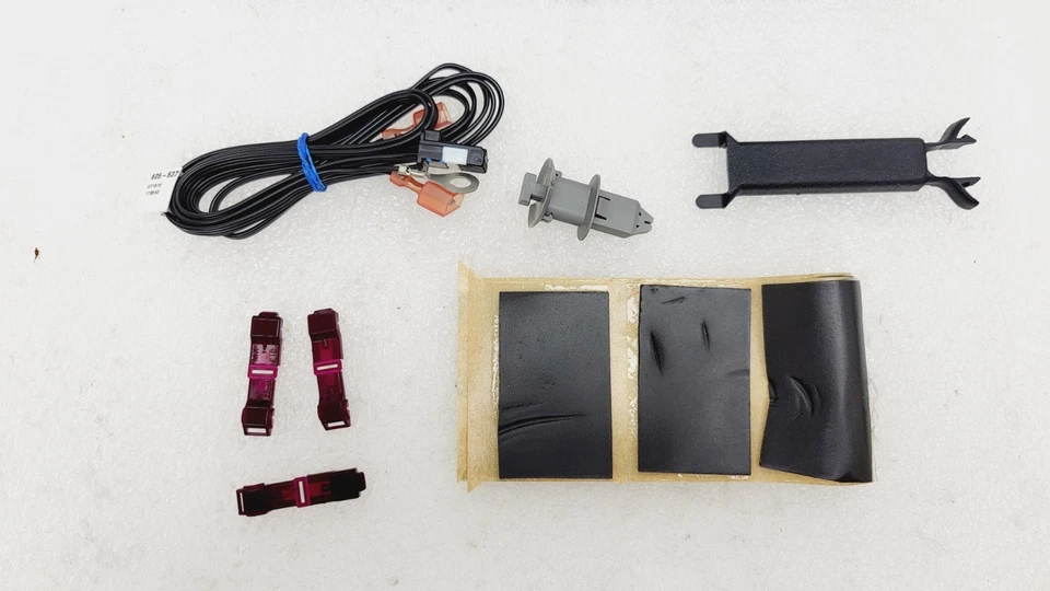 2012-2017 Hyundai Accent Rear View Mirror w/Compass & Auto Dimming 1R062-ADU01 - Image 3 of 4