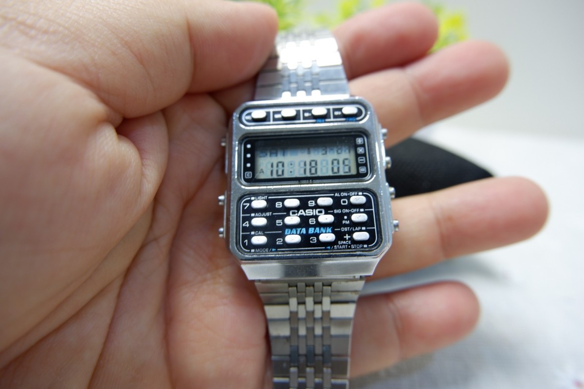 Vintage Casio CD-401 Data Bank Calculator Watch 1984 Japan M Rare