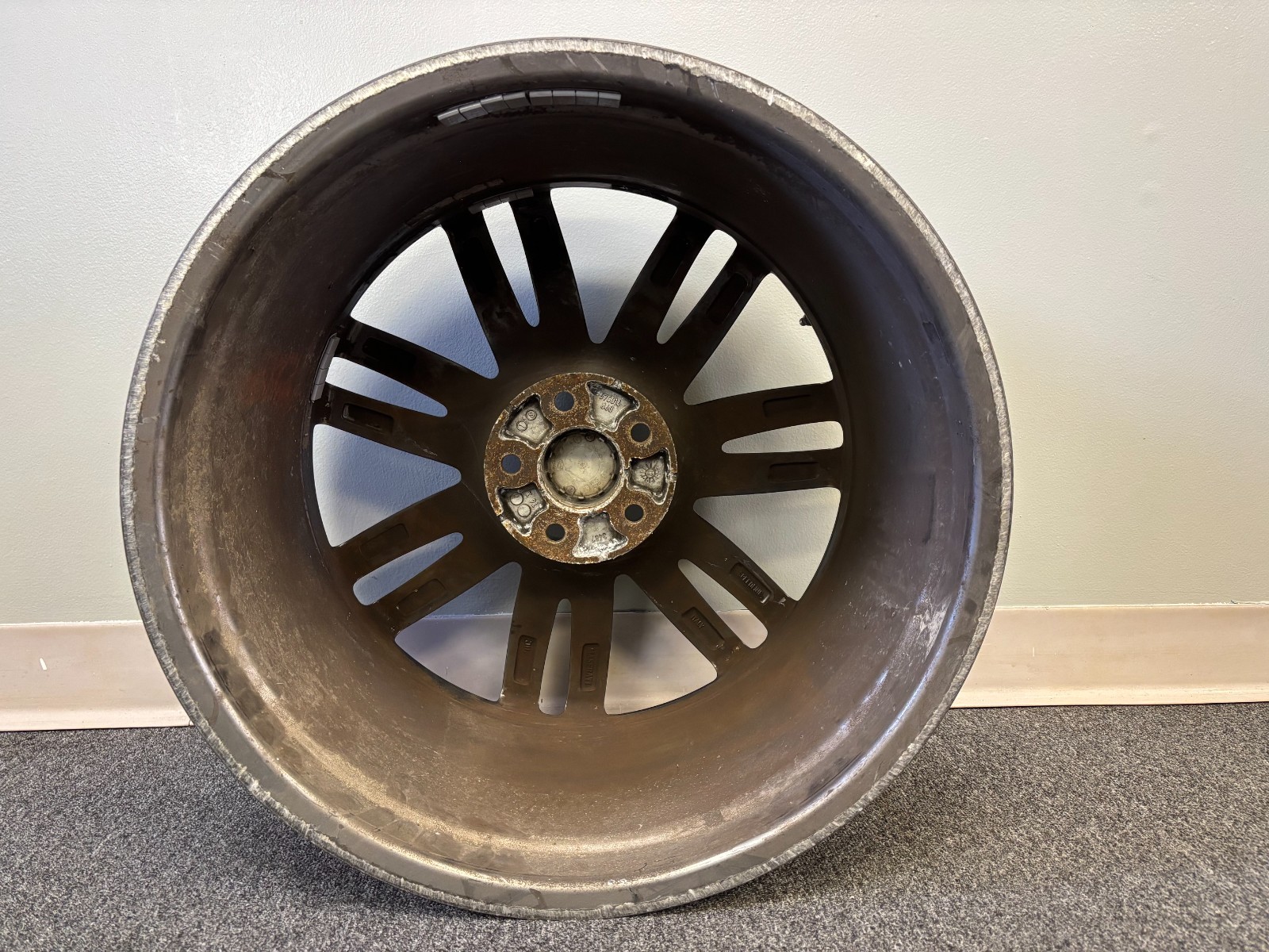 14-21 Maserati Ghibli Rear Wheel Alloy Rim 7 Double Spoke 10.5Jx20H2 670016860
