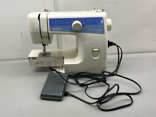 Brother LS-2125 Sewing Machine with Pedal/Power Cord