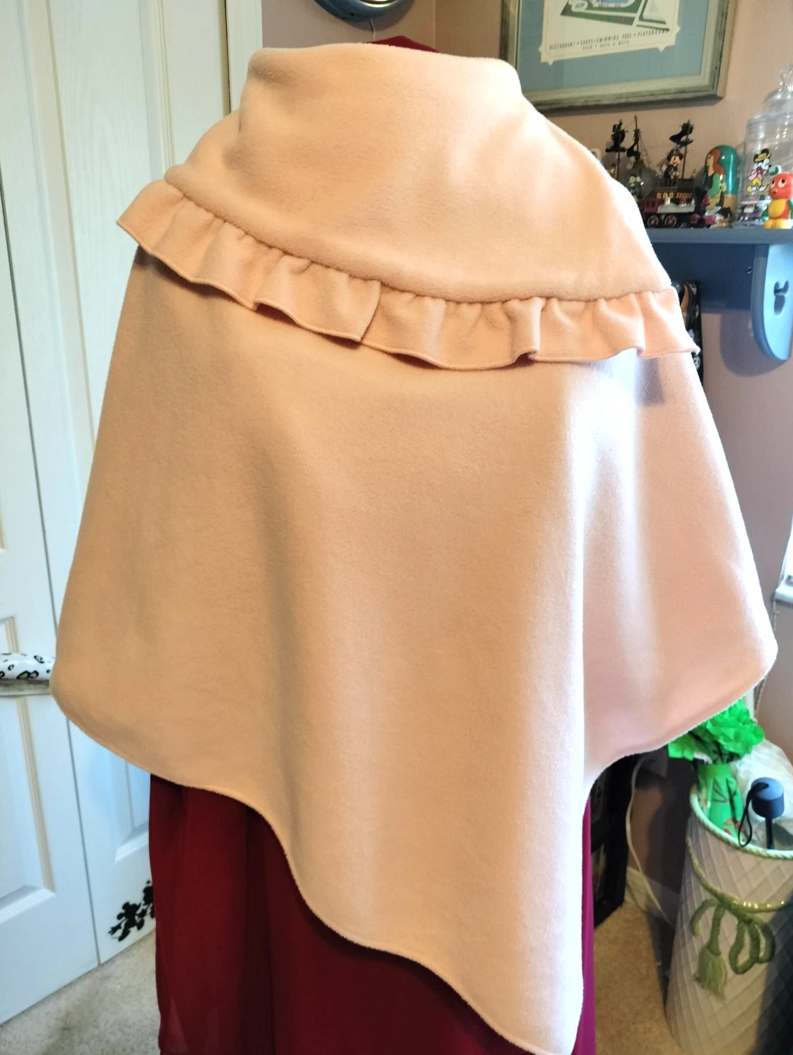 Women's Le Moda Pink Poncho Cape One Size Fleece Pull Over Ruffle Cowl Neck