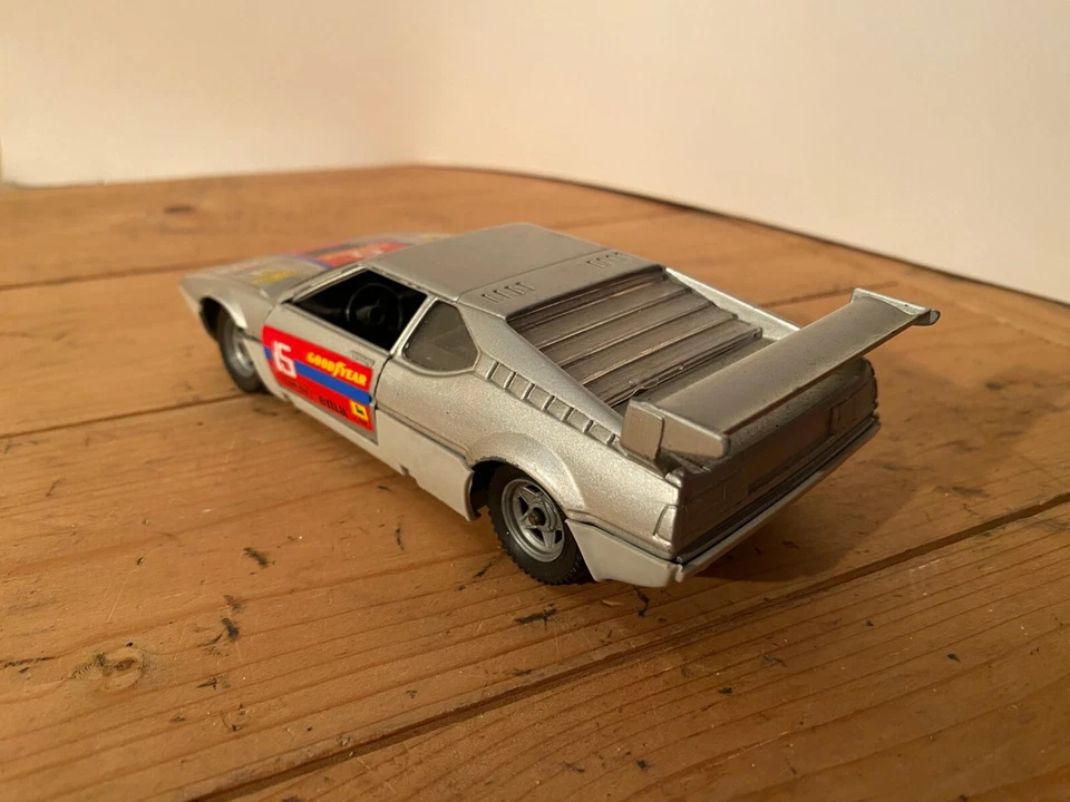 Tonka Polistil BMW M1, escala 1:25, modelo fundido a presión, plateado, Goodyear, estado usado. Foto 2 de 4