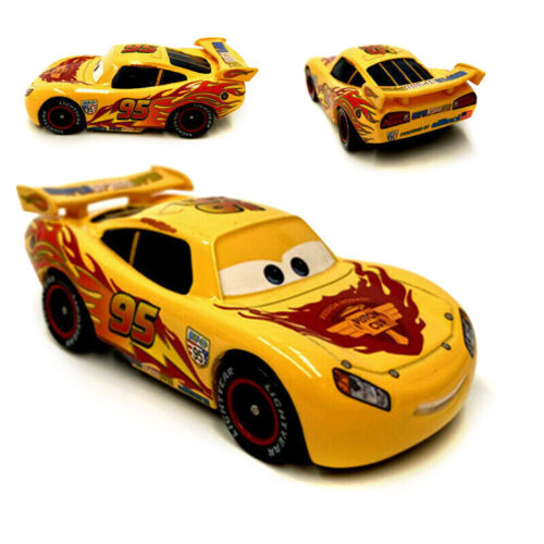 Disney Pixar Cars No.95 Yellow Lighting McQueen 1:55 Diecast Model Toys Car Gift - Afbeelding 1 van 6