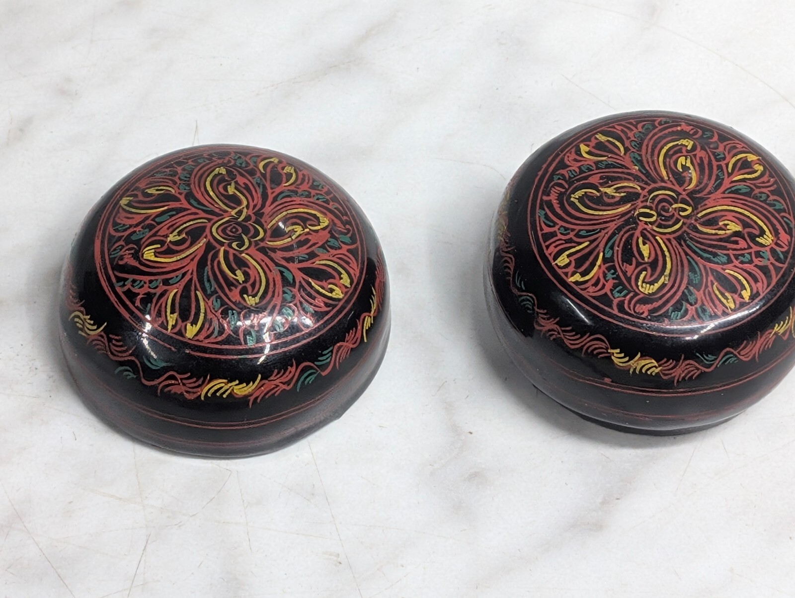 Vintage Burmese Lacquerware Trinket Box 2” Detailed Hand Painted