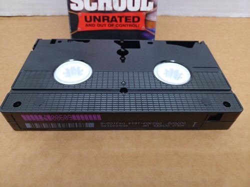 Old School Unrated And Out Of Control VHS 2003 Vintage Video Tape - Bild 18 von 18