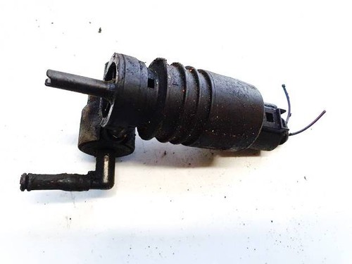 1j0973722 Waschwasserpumpe, Scheibenreinigung  Volkswagen Golf DE2634767-86