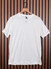 Vuori T Shirt Medium Mens White Current Tech Tee Short Sleeve Athletic