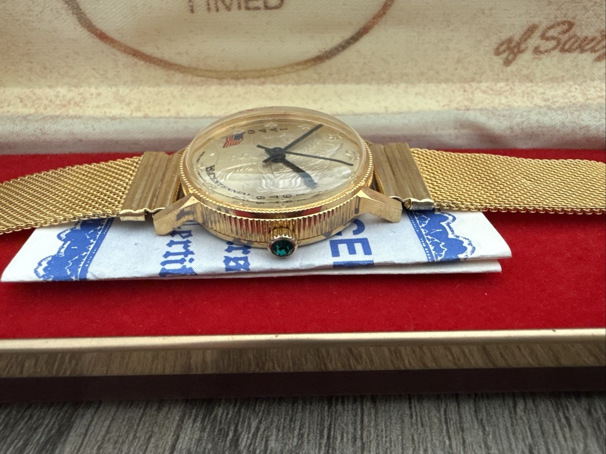 Vtg Bicentennial Coin Watch Unisex Lady Liberty Dial Gold Tone Swiss - Working! BICENTENNIAL GOLD TONE WATCH 1776 1976 MESH LADY LIBERTY  main image 4