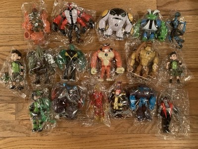 Lot Of 17 Ben Ten 10 Action Figures New