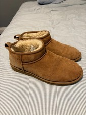 Ugg Slipper Shoes Men Size 9, Good/Clean Cond...