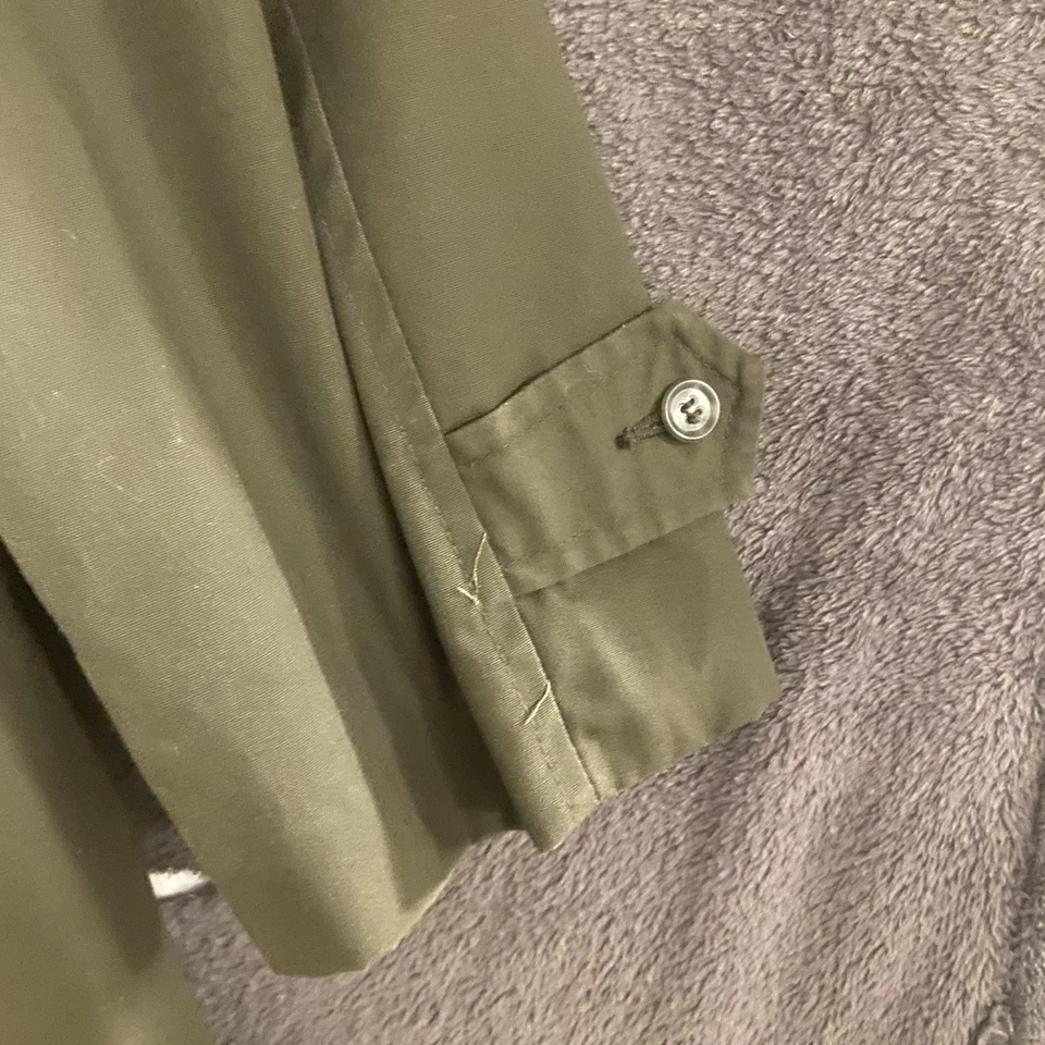 Gabardina Douglas Park Vintage Hecha en Taiwán Talla L42 Estilo Militar Foto 4 de 4