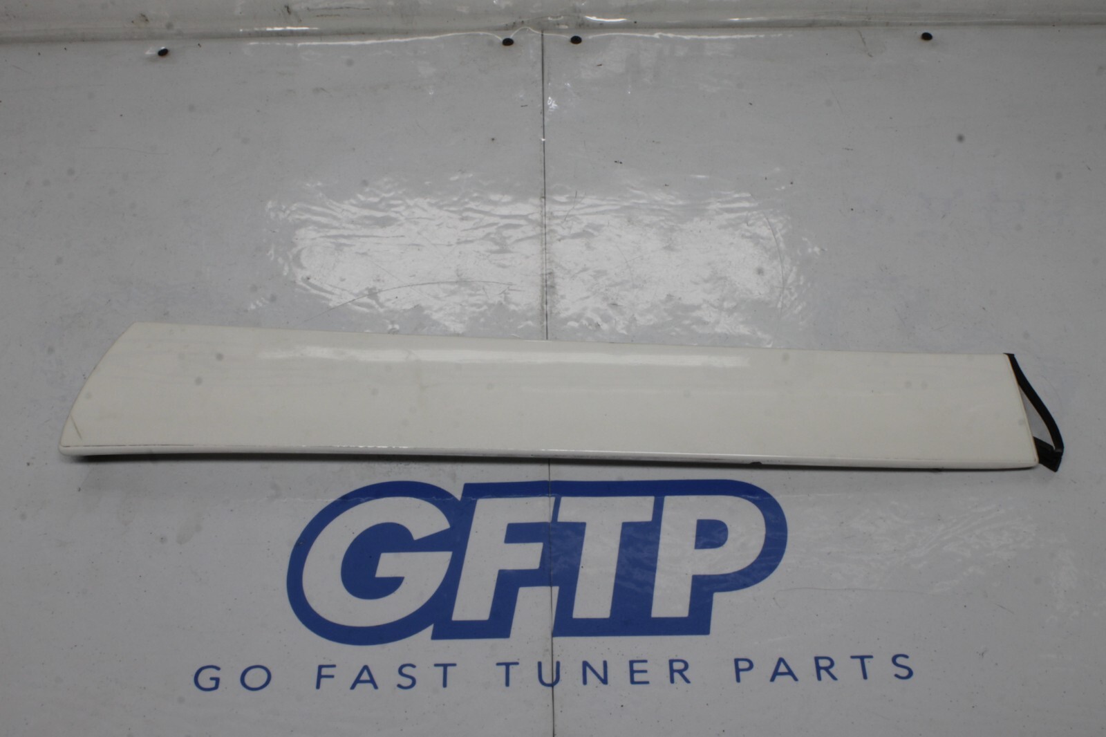 12-14 MCLAREN MP4-12C 12C 570 650 OEM RH RIGHT PASSENGER EXTERIOR A PILLAR WHITE