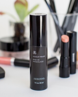 ARBONNE Grundierung Base Neu OVP