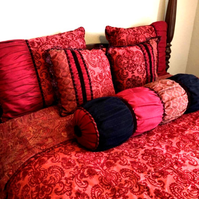 6pc Luxury Custom Baroque Bedding Reversible Queen Duvet, 5 Accent Pillows Red
