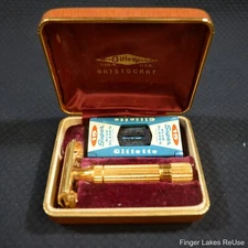 Vintage 1948-50 Gillette ARISTOCRAT TTO DE Safety Razor Set in Case