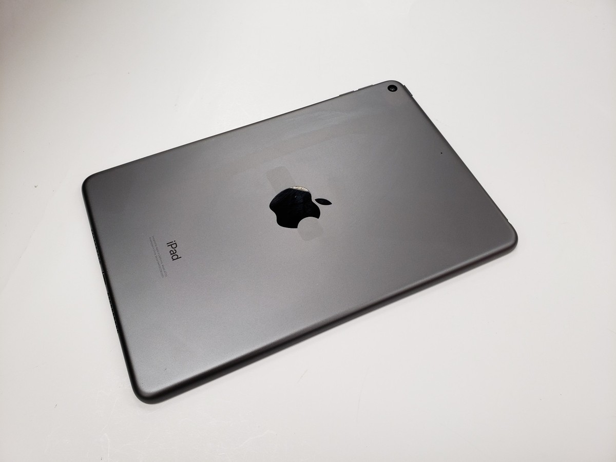 Apple iPad mini (5th Generation) A2133 64 GB, Wi-Fi 7.9 in Space