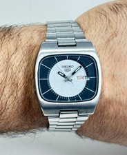 Vintage Seiko 5 6309-601A Automatic Men's Wristwatch Day Date Japan Made