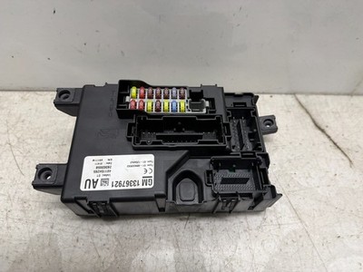 Opel Corsa D Sicherungskasten Steuergerät Reset-9476  13367921 Index: 01
