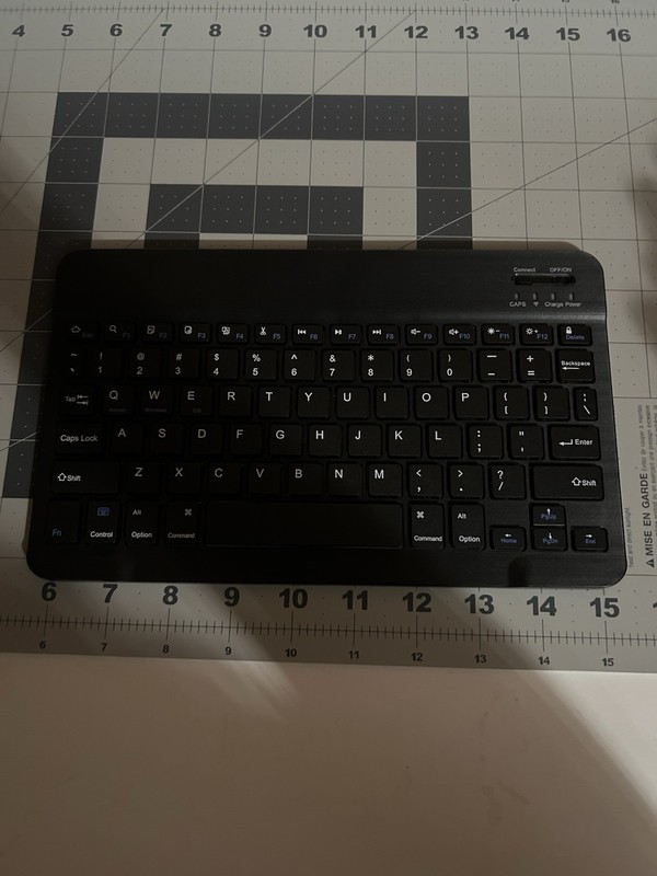 Compact Portable Bluetooth Keyboard Black QWERTY for Tablet & eReader