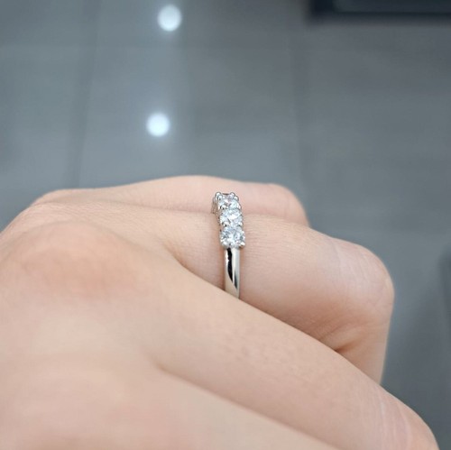0.60CT D/VS Lab Grown 7 Round Diamond "U" Prong Half Eternity Ring, White Gold - Picture 2 of 12