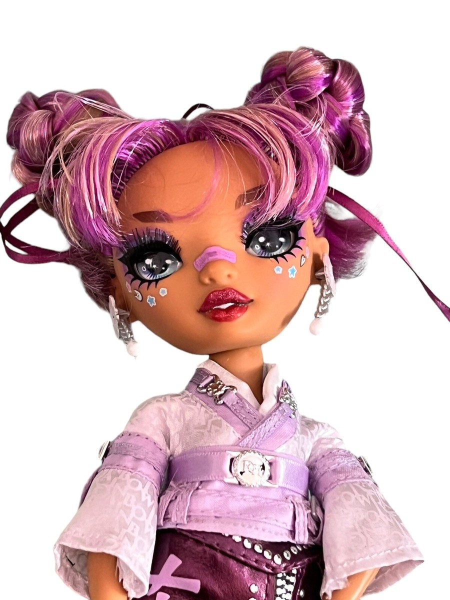 Rainbow High Lila Yamamoto Articulated Asian Fashion Doll