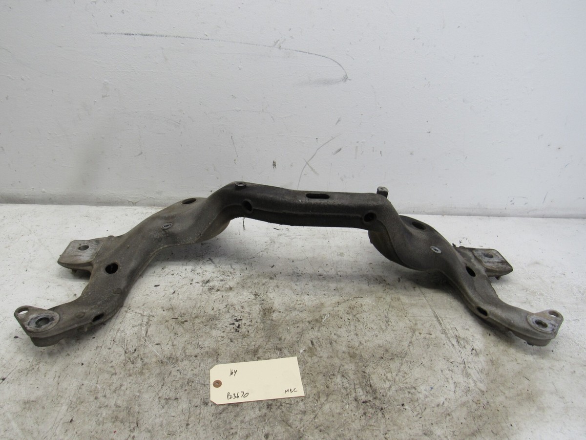 SUSPENSION CROSSMEMBER PORSCHE CAYENNE 828589 03 04 05 06 FRONT