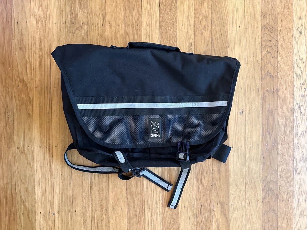 Chrome Industries Messenger Bag Reflective Black Night Edition