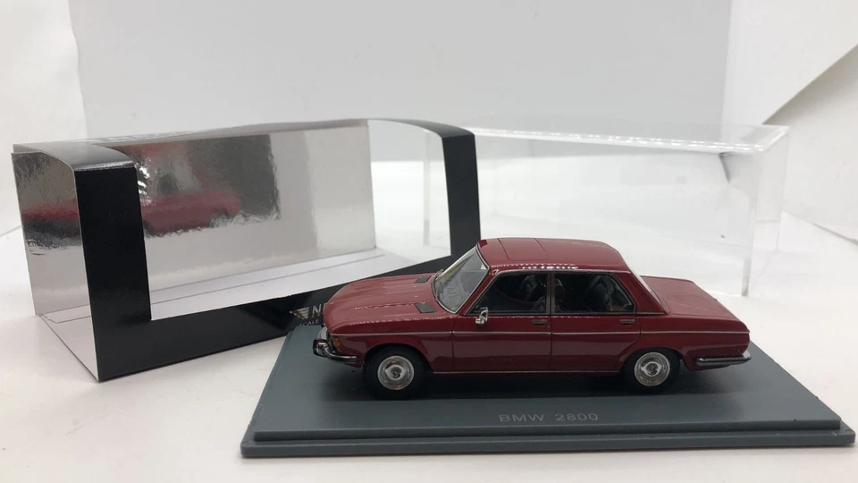 NEO SCALE MODELS 43490 BMW 2800    SCALA 1:43 - Immagine 2 di 4
