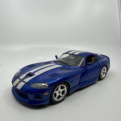 Burago Dodge Viper GTS Coupe Blue Diecast 1:24 Sports Exotic Car