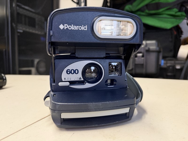 Polaroid 600 Instant Camera Blue Round Body Vintage - Untested - As-Is